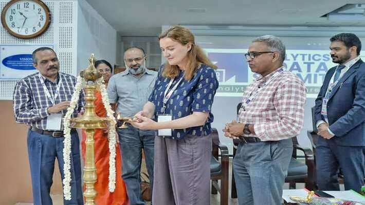കേരള സര്‍വ്വകലാശാലയില്‍ അനലിറ്റിക്‌സ് ആന്‍ഡ് ഡാറ്റാ സമ്മിറ്റ് 