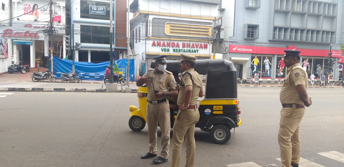 kerala police in secretariat duty